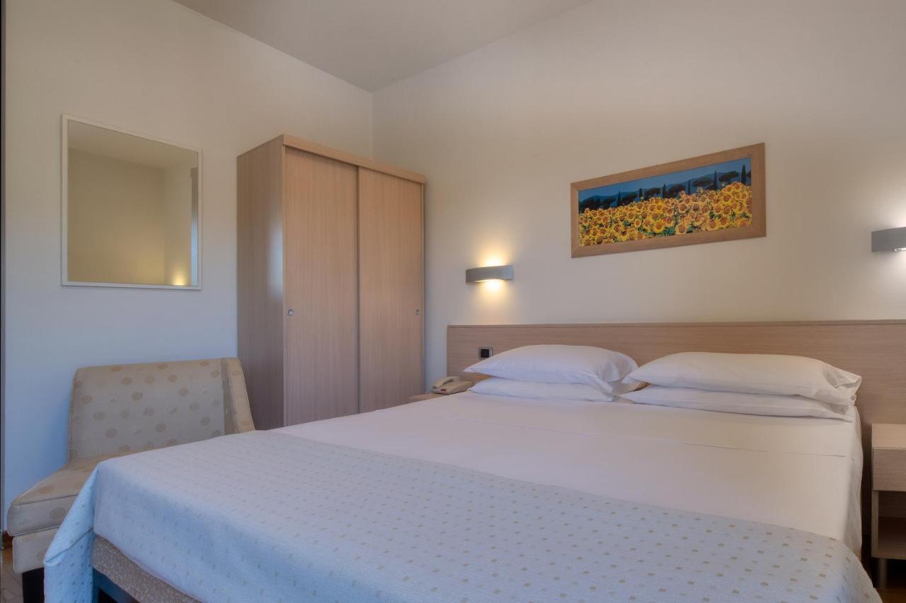 Park Hotel Мондови Экстерьер фото
