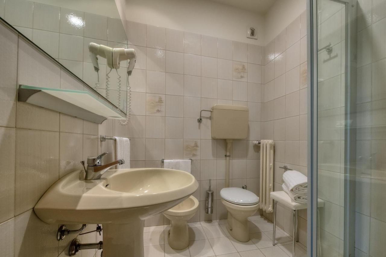 Park Hotel Мондови Экстерьер фото