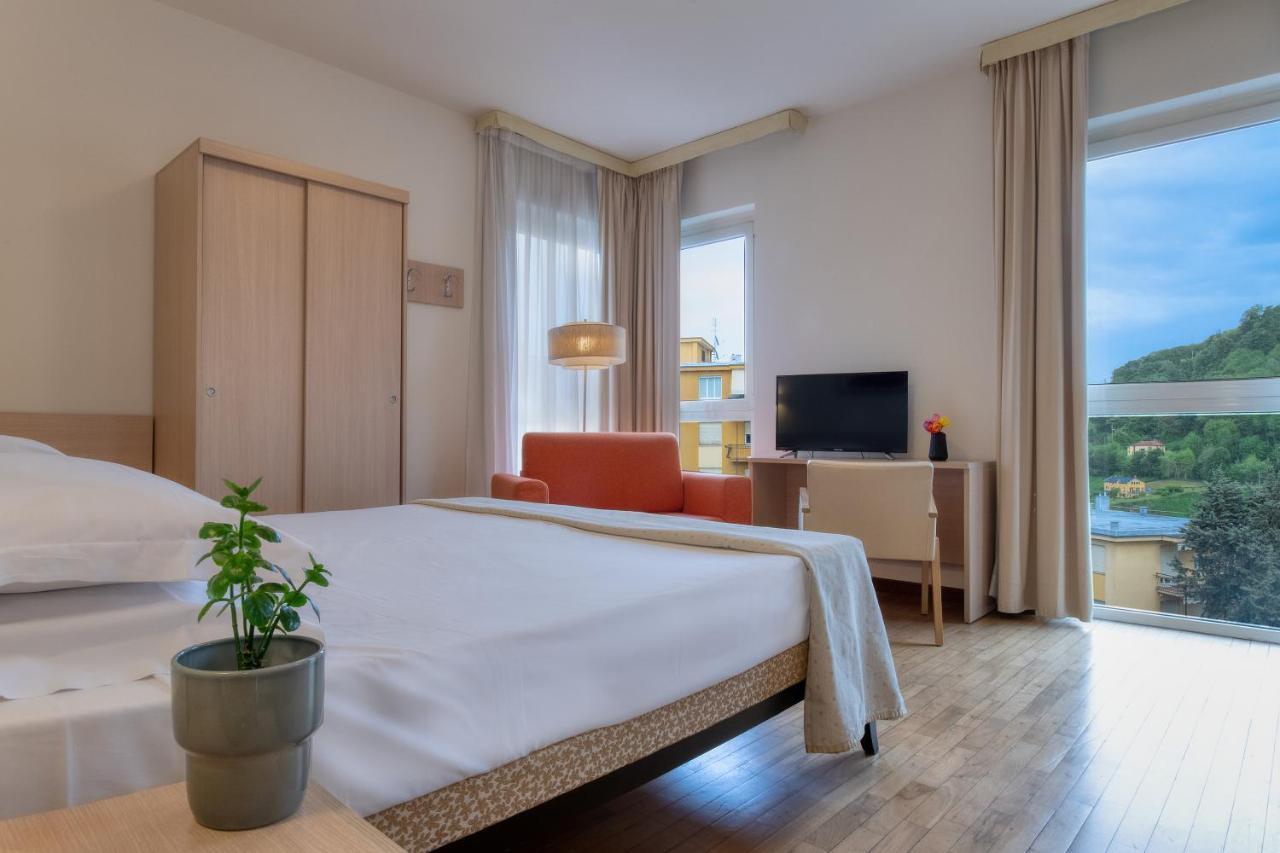 Park Hotel Мондови Экстерьер фото