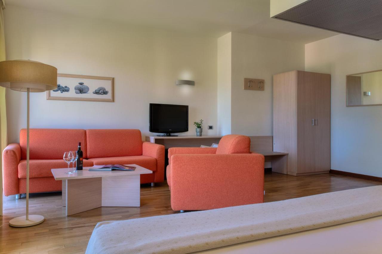 Park Hotel Мондови Экстерьер фото