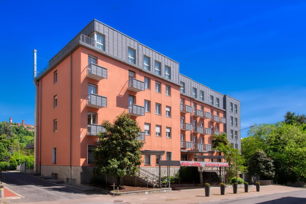 Park Hotel Мондови Экстерьер фото